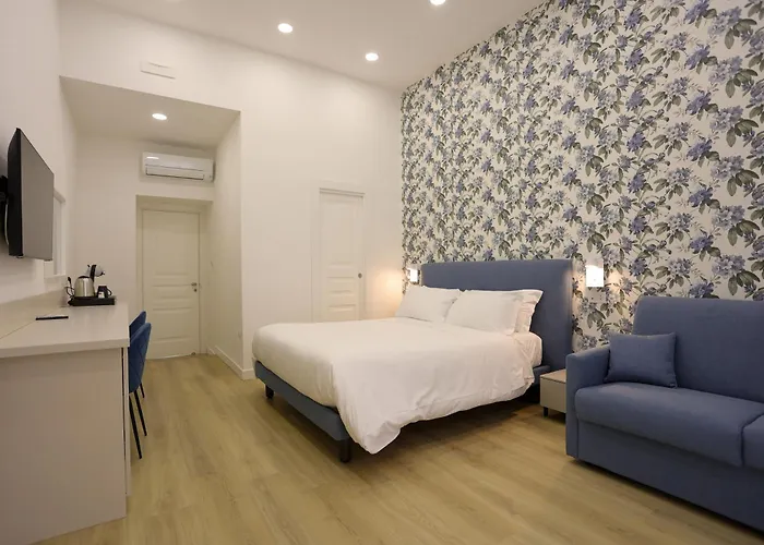 לינה וארוחת בוקר Elysium Relais 4*