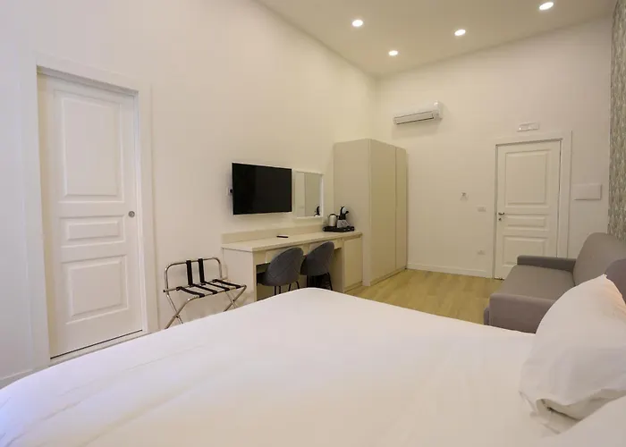 Elysium Relais לינה וארוחת בוקר נאפולי